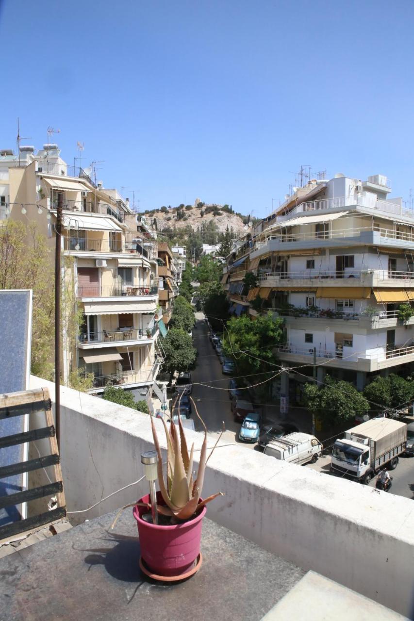 Family-Friendly Apartment & Roof Garden @ Koukaki أثينا المظهر الخارجي الصورة